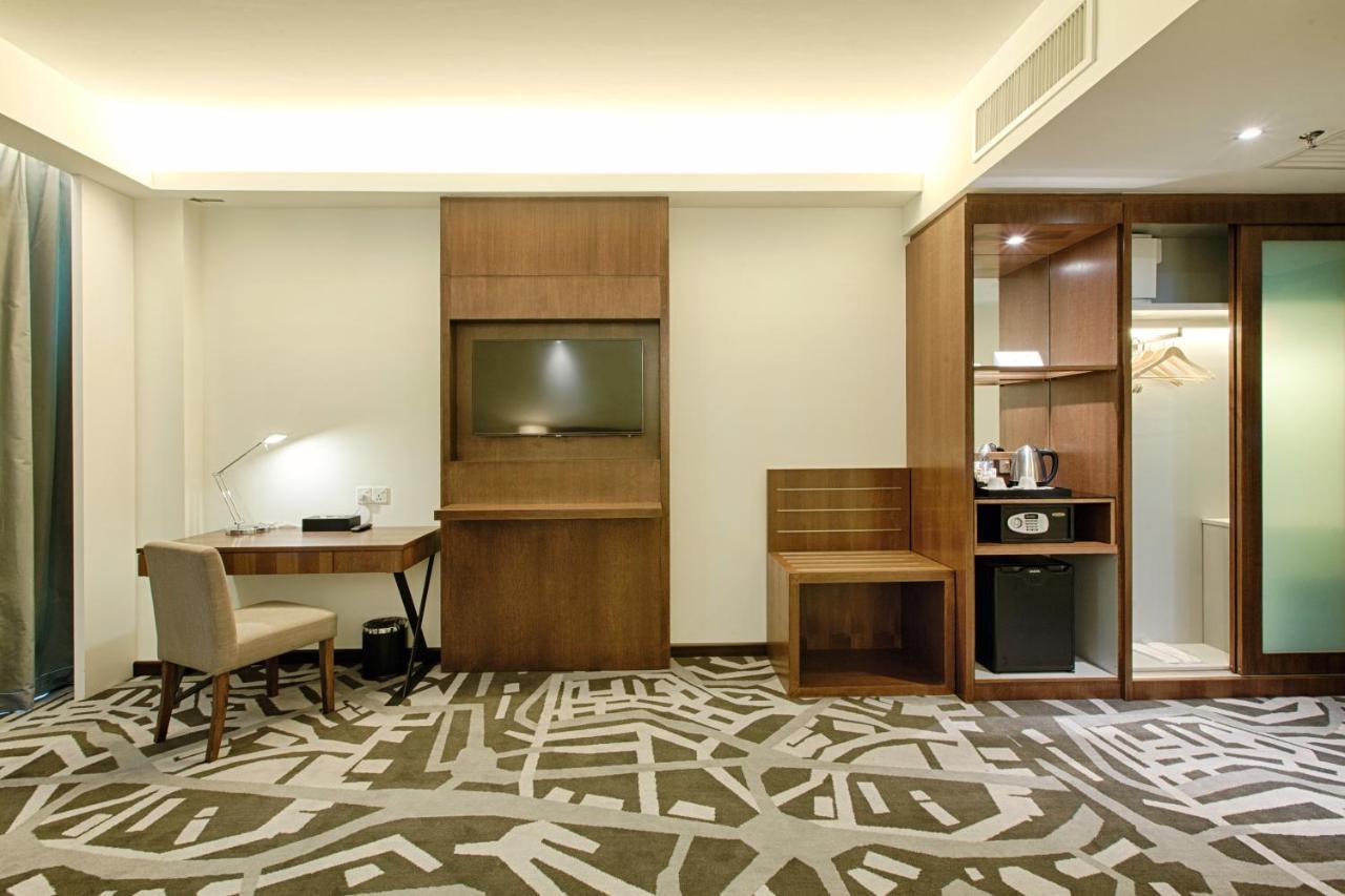 Executive Suite