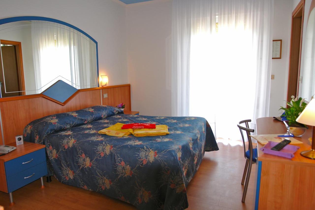 Double or Twin Room Balcony