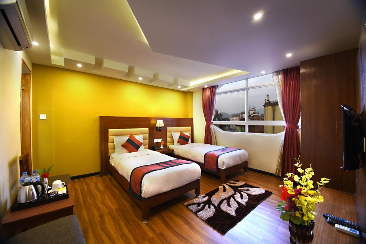 Deluxe Twin Room Complimentary Airport Pick up or Drop