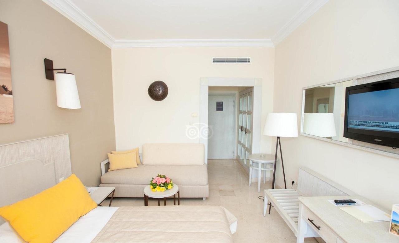 Standard Family Room