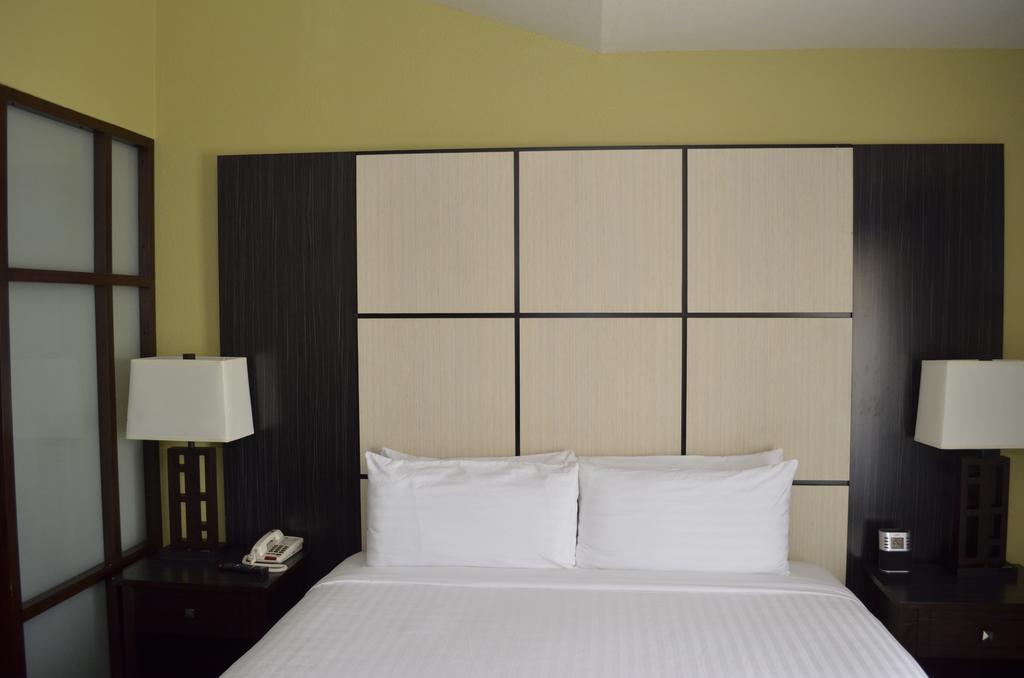 King Room Non-Smoking