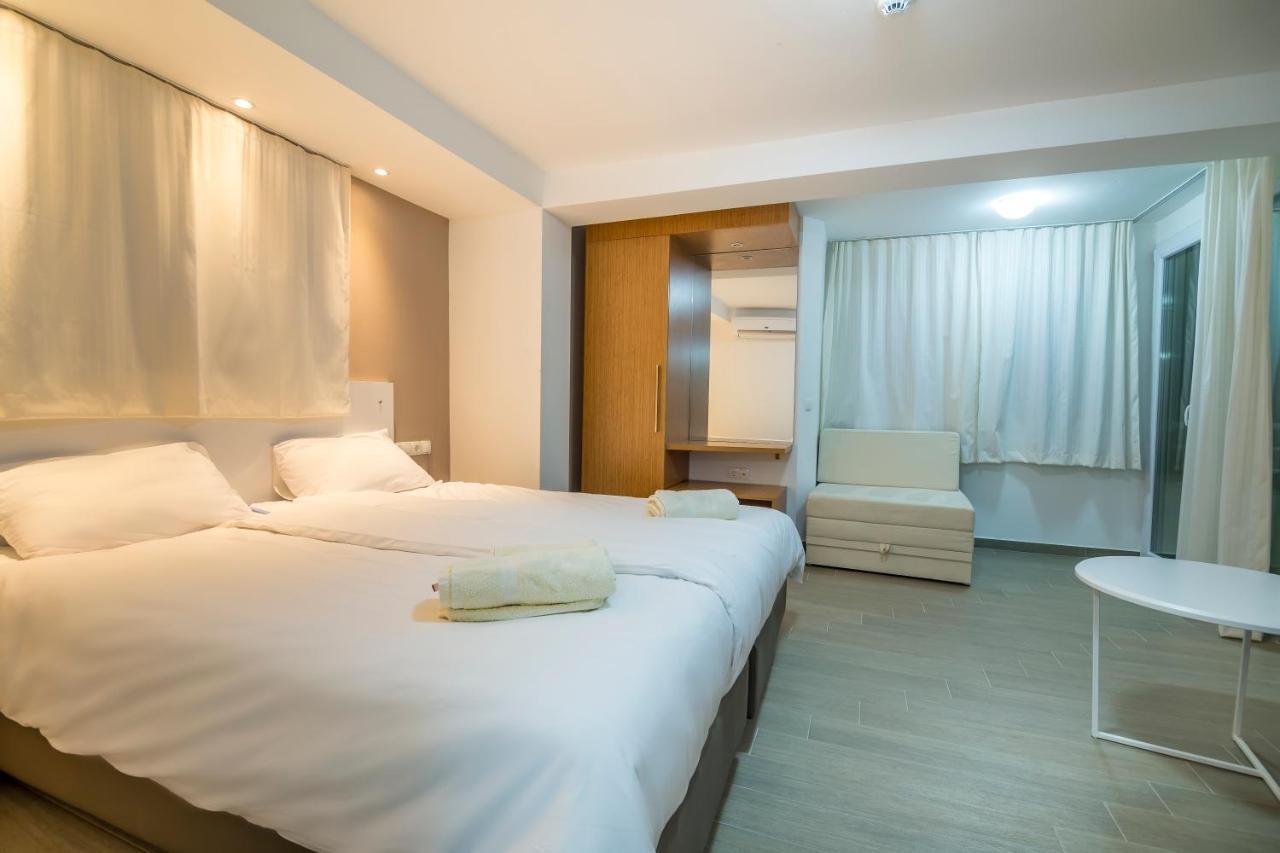 Double Room Lake View
