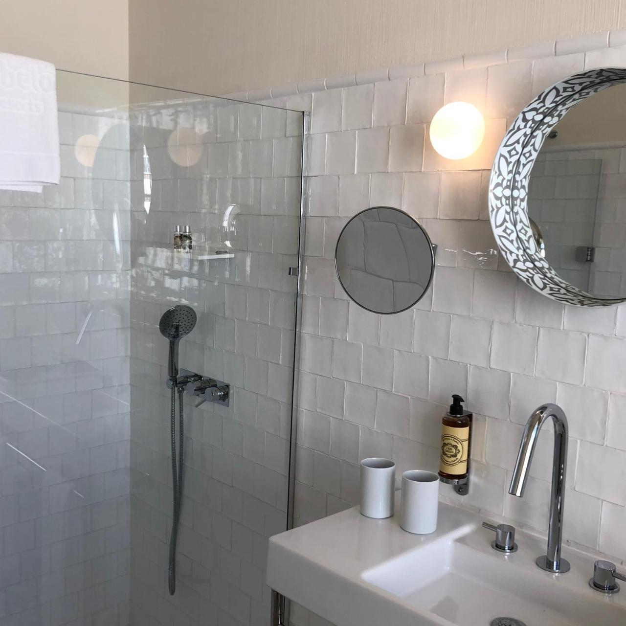 Twin Room Painters Palace