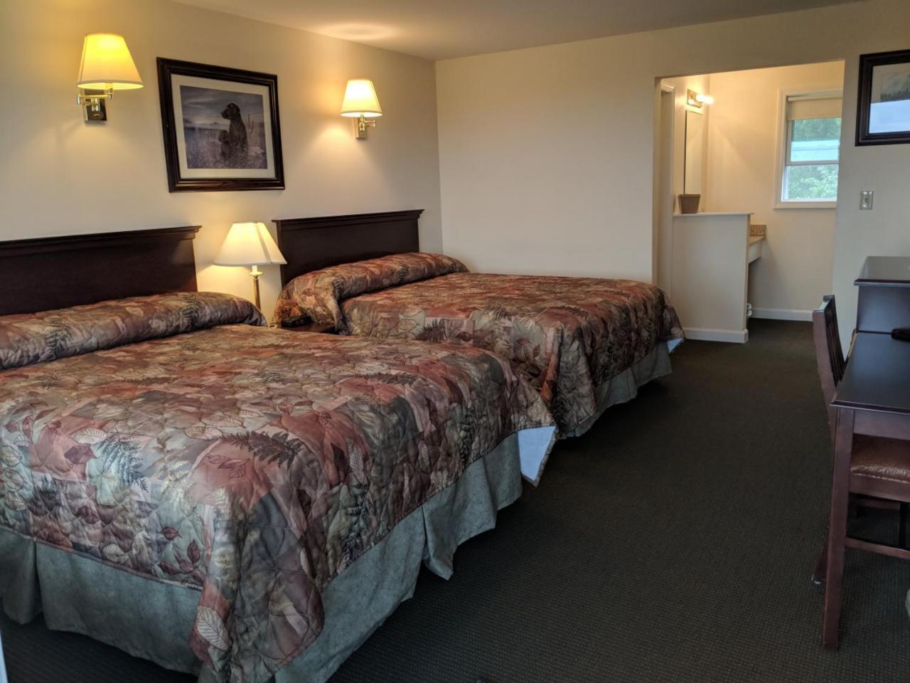 Pet Friendly Room Two Queen Beds