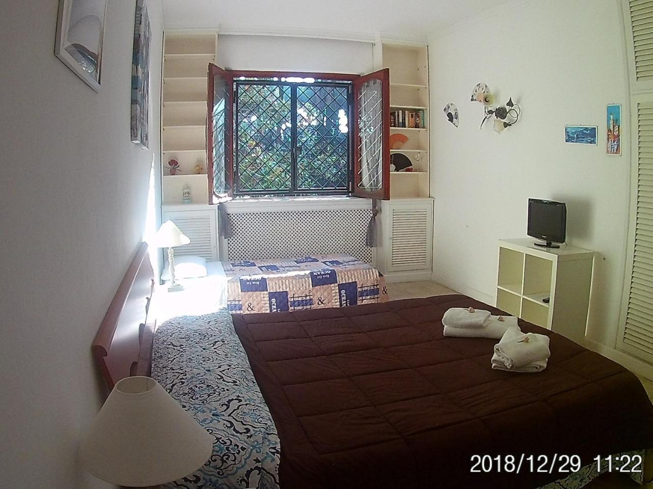 Triple Room Private Bathroom