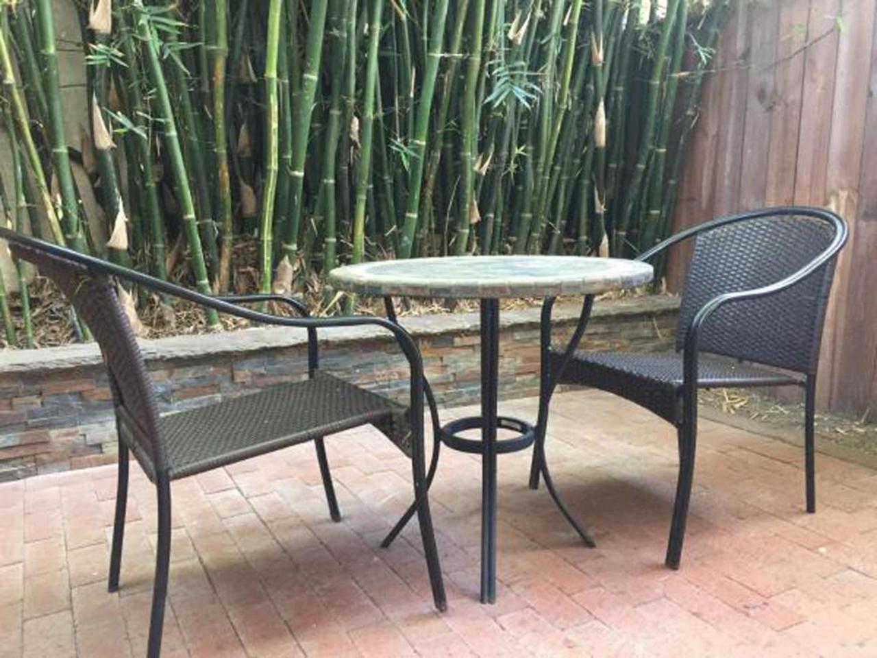King Room Kitchen Patio