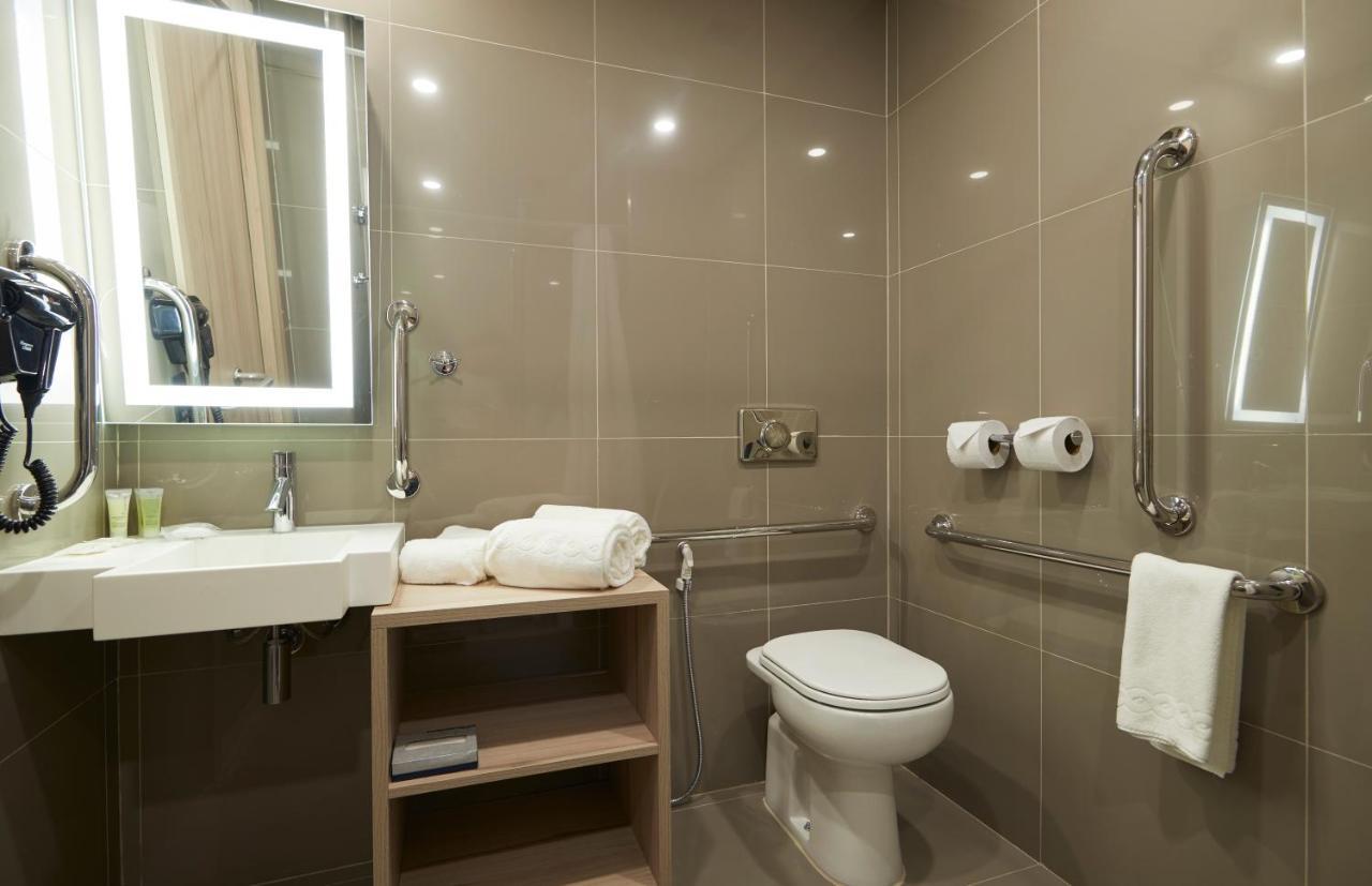 Standard Room 2 Single Beds