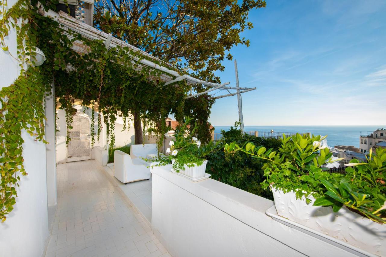 Apartment Terrace Sea View
