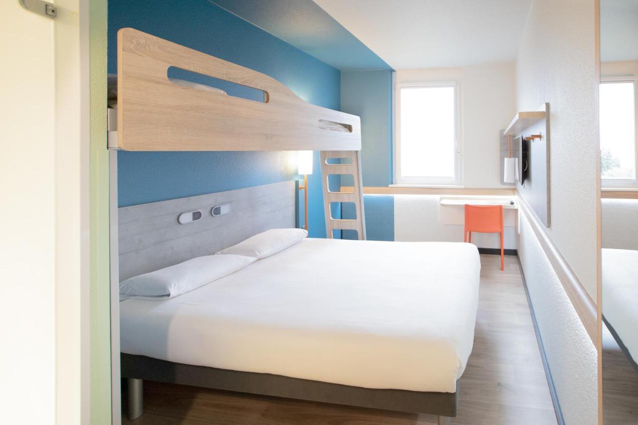 Quarto Twin Standard