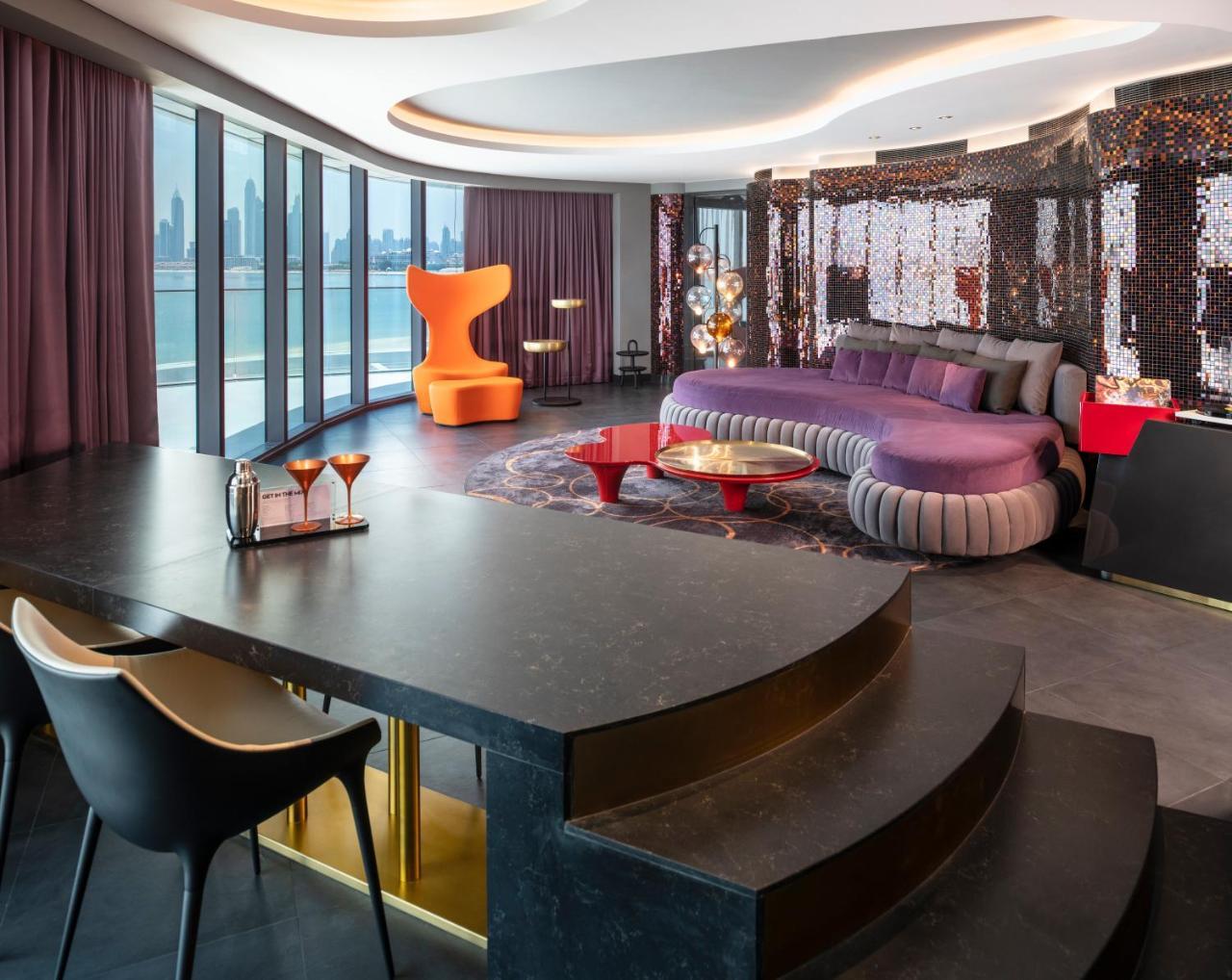 Wunderbare Suite mit 1 Schlafzimmer, 1 Kingsize-Bett und eigener Terrasse – inklusive 3 Stunden freier Konsum ausgewählter Getränke