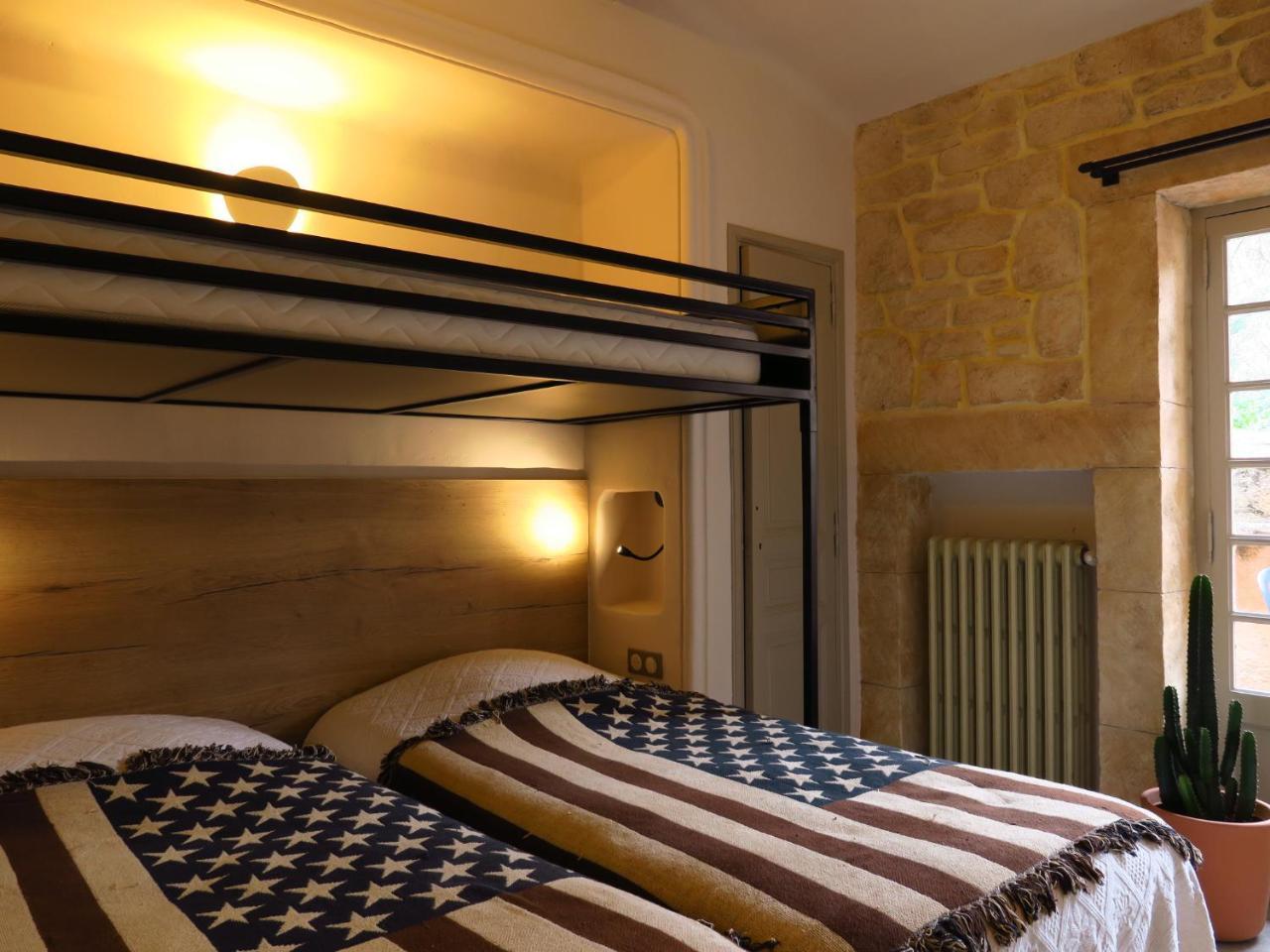 Chambre Triple avec Terrasse