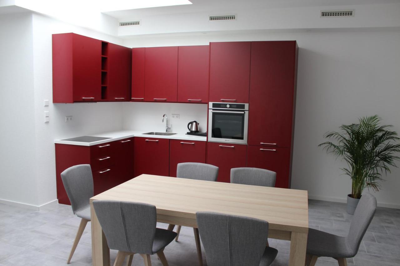 Three-Bedroom Apartment High Floor
