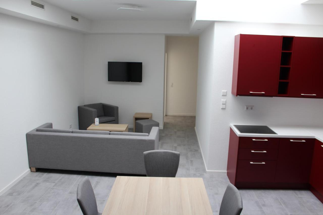 Three-Bedroom Apartment High Floor