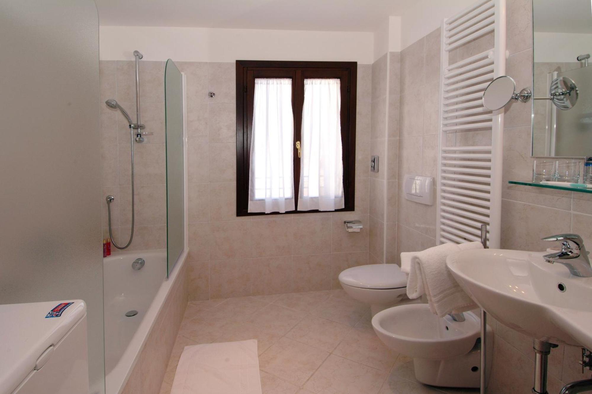 Classic One-Bedroom Apartment