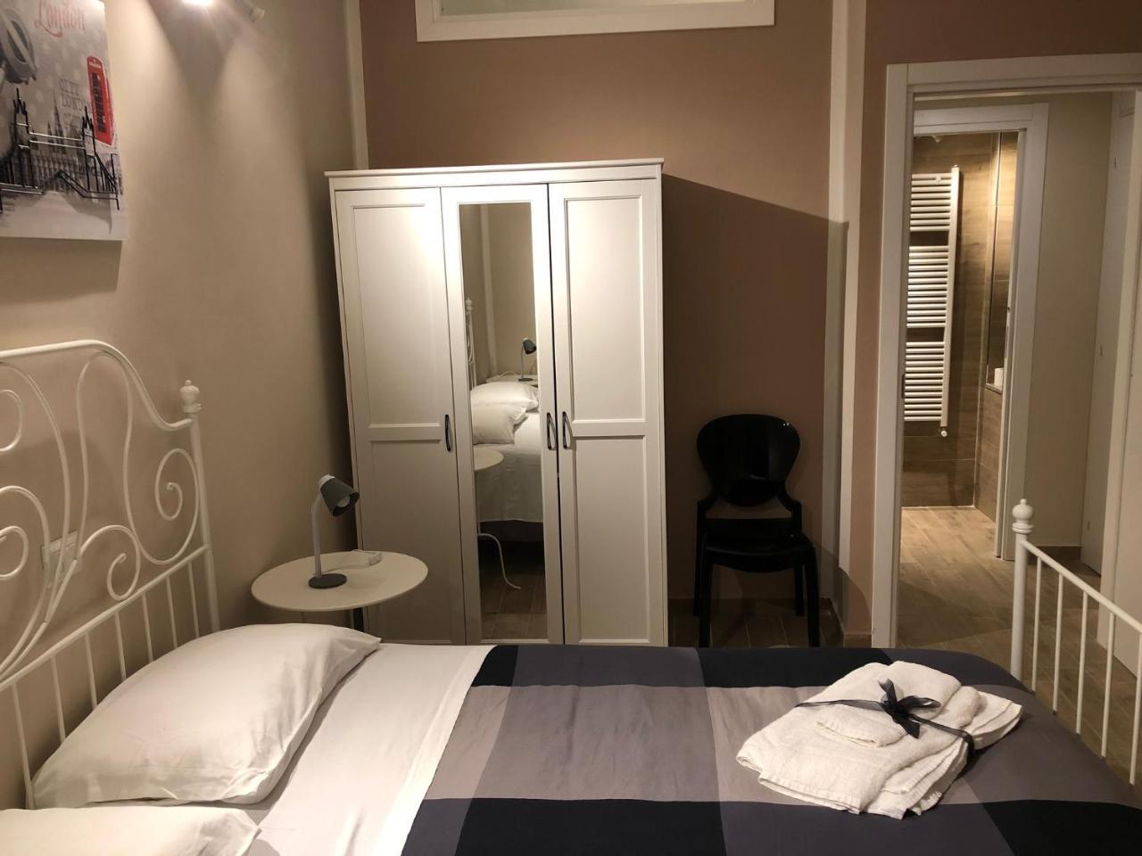 Double Room Private External Bathroom