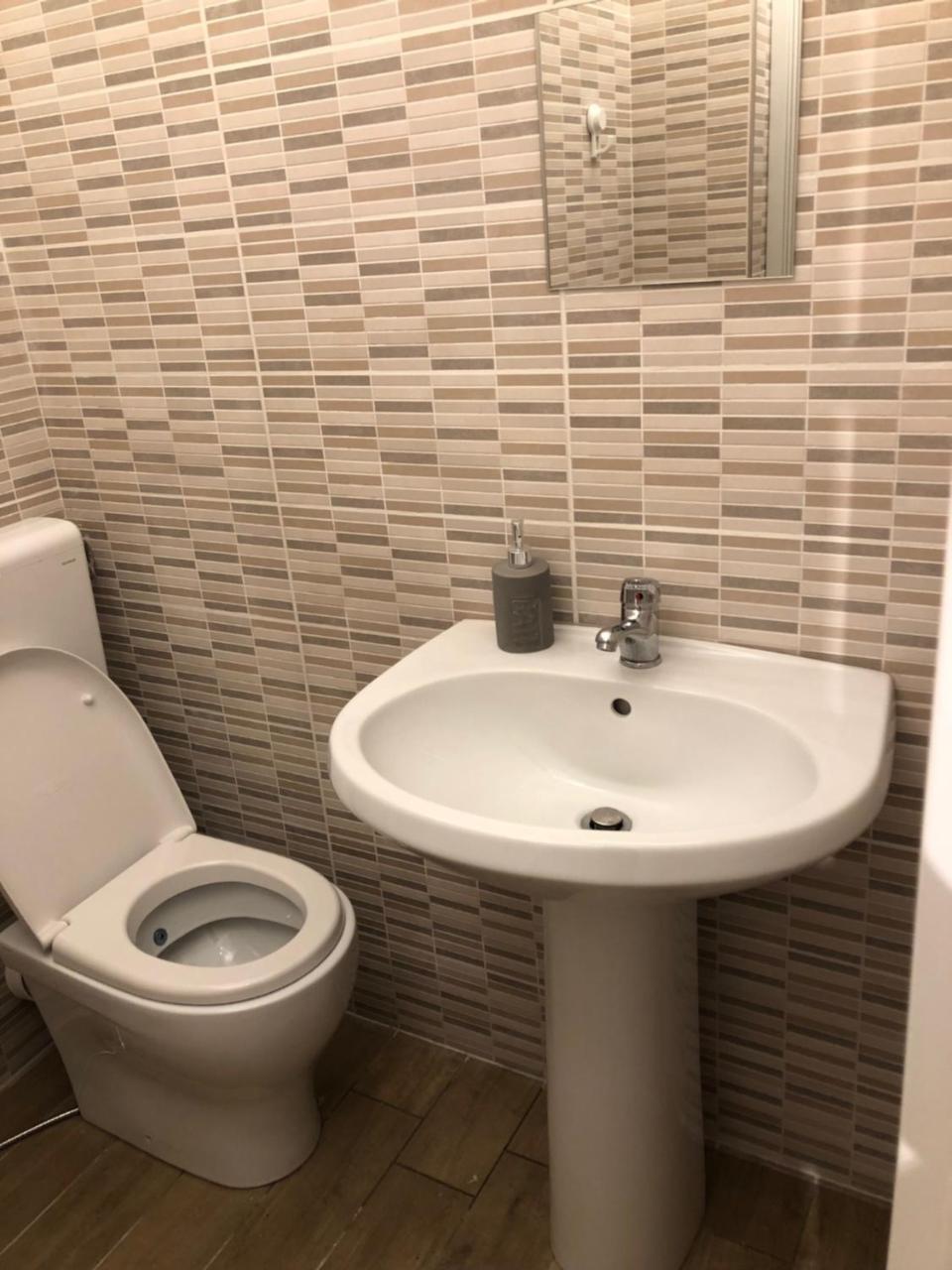 Double Room Private Bathroom