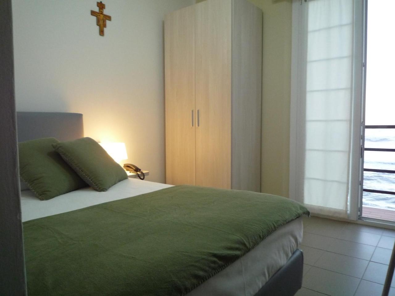 Superior Double or Twin Room Sea View