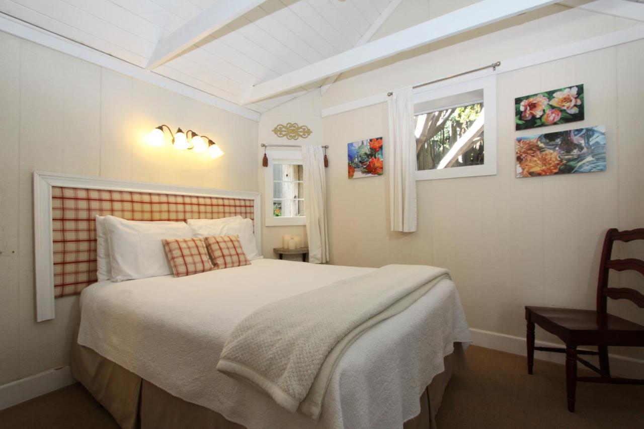 Double Room Garden View