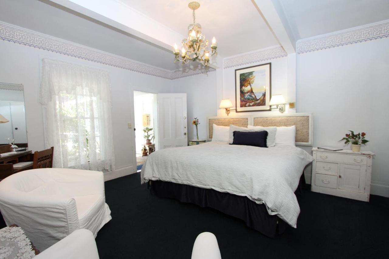 Deluxe Double Room Balcony