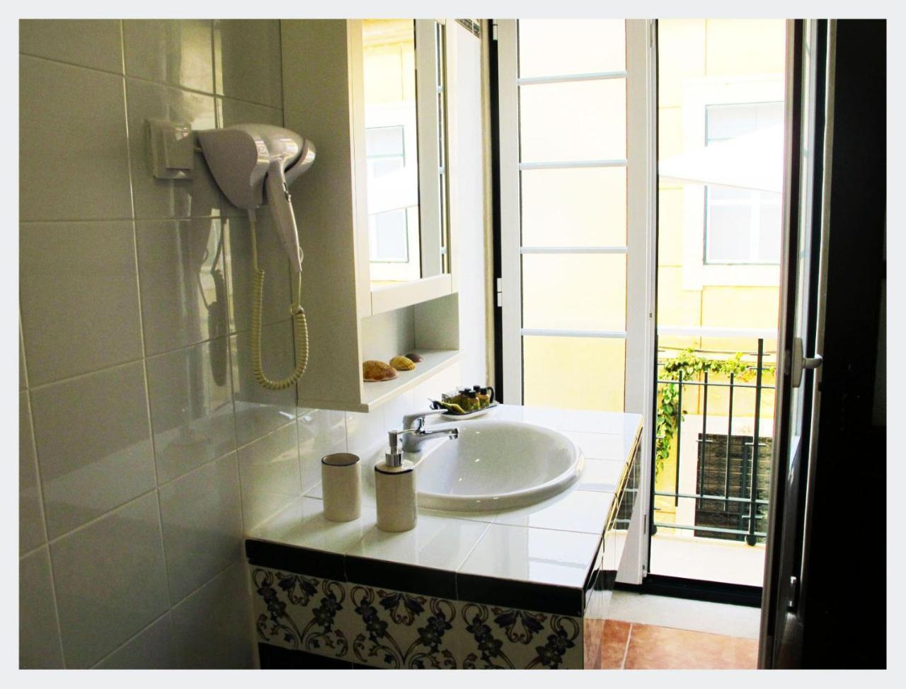 Deluxe Double or Twin Room Balcony