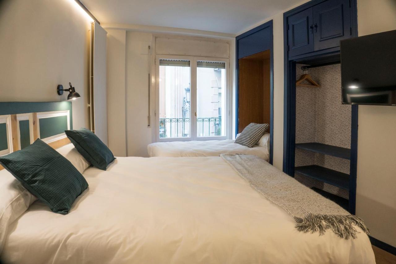 Triple Room,756928132:JPEG