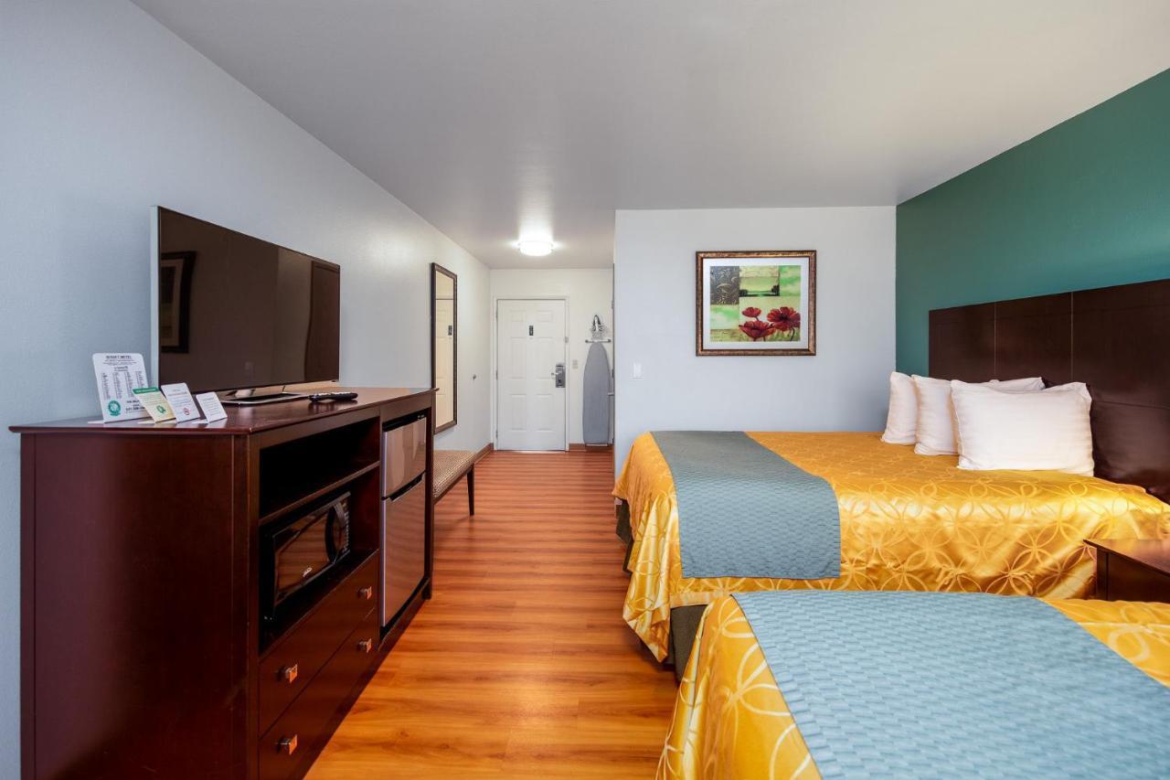 Queen Room with Two Queen Beds - Not Pet Friendly