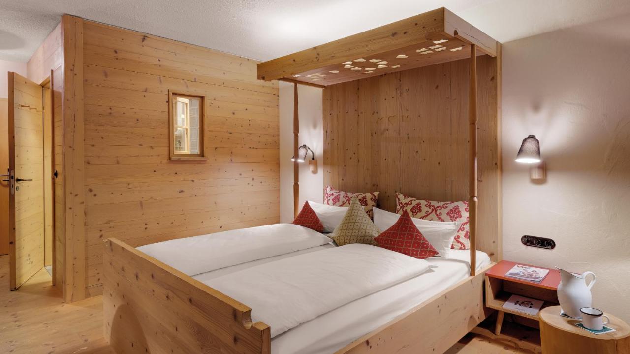 Double Room Mountain View