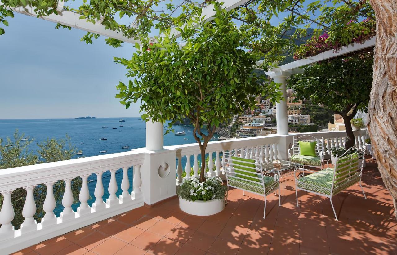 Two-Bedroom Apartment Terrace Sea View