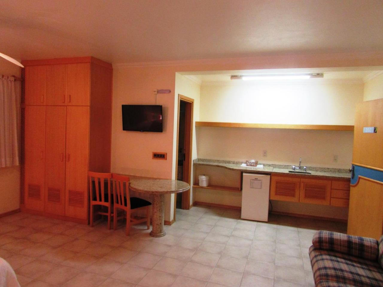 One-Bedroom Suite
