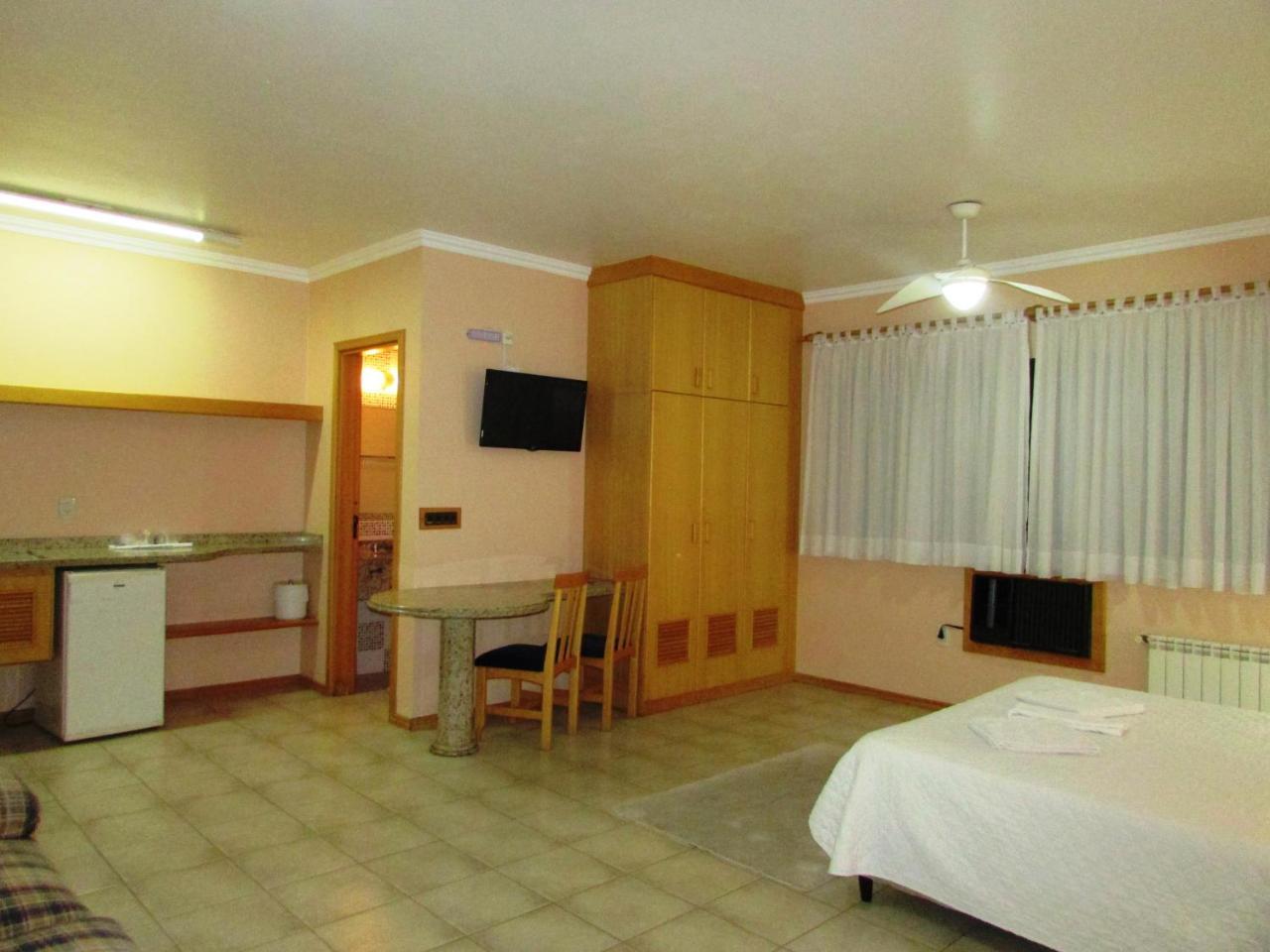 One-Bedroom Suite
