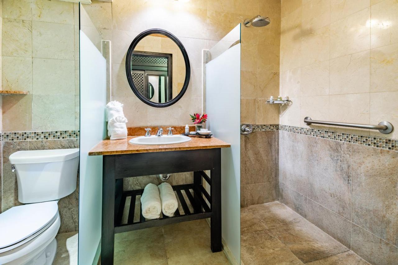 Water View Guestroom