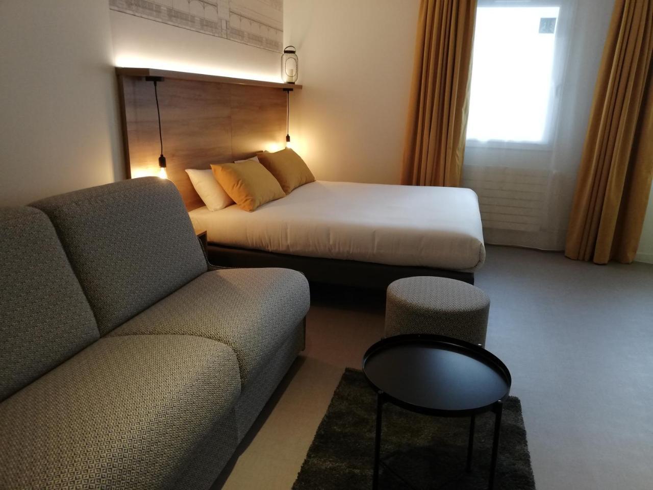 Privilege Room