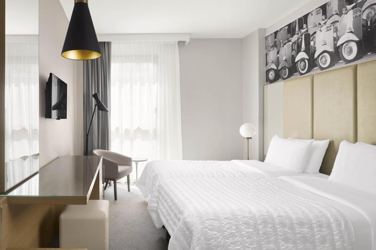 Kleinere Superior Tweepersoonskamer met 2 Aparte Bedden