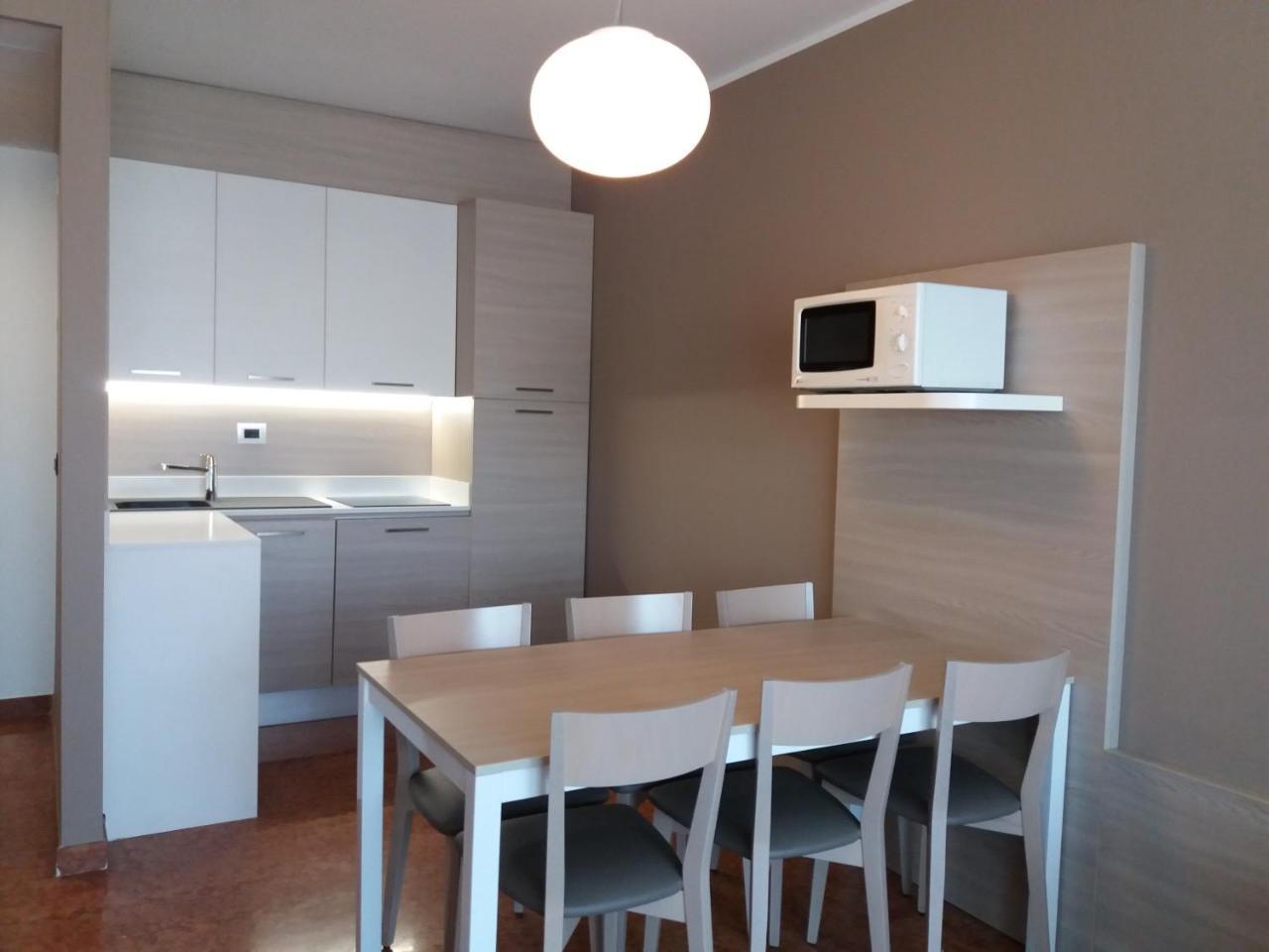 Appartamento con 2 Camere da Letto