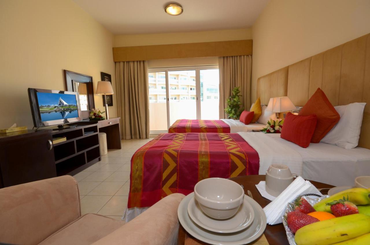 Deluxe Studio Apartment