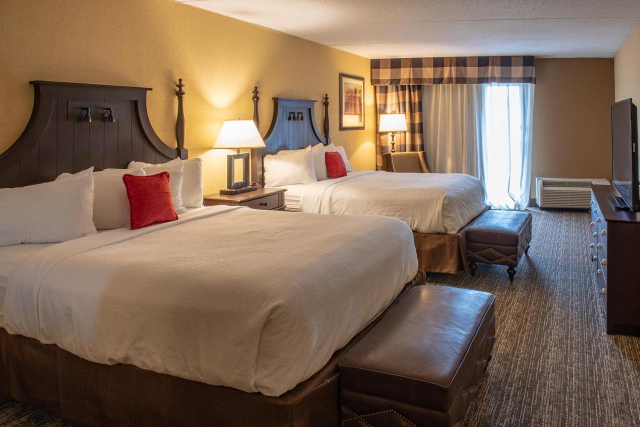 Queen Room Two Queen Beds
