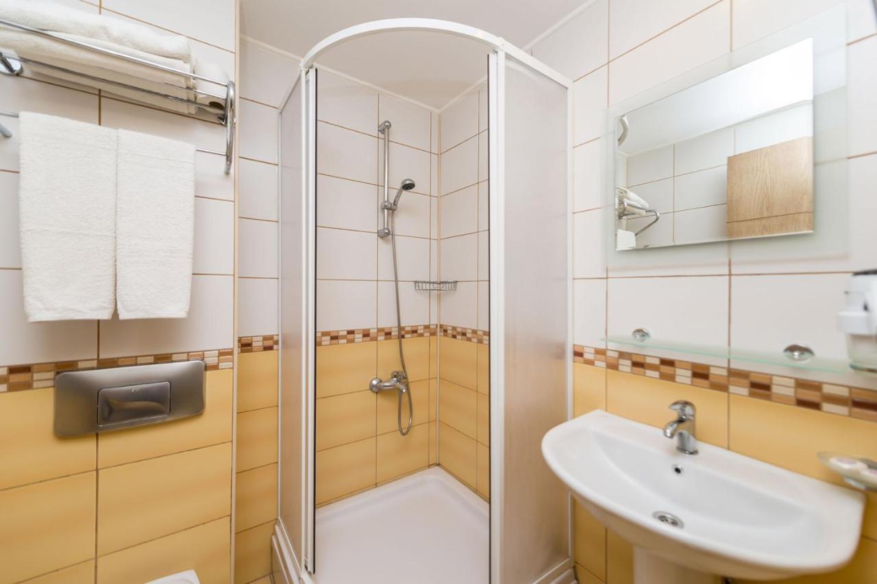 Standard Triple Room,1447514170:JPEG