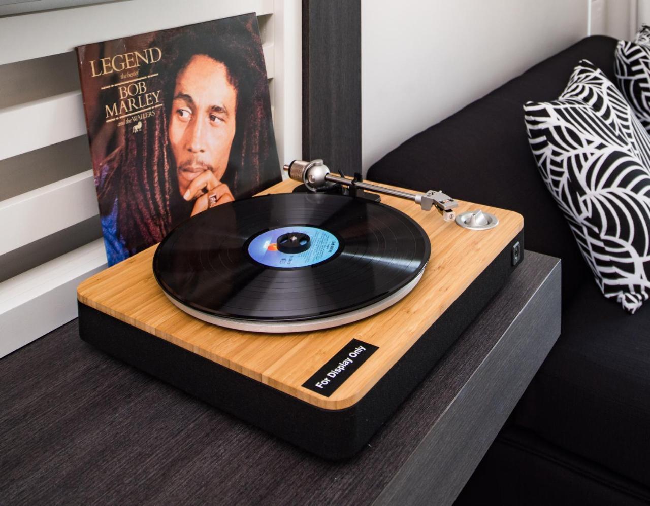 Mini King Room