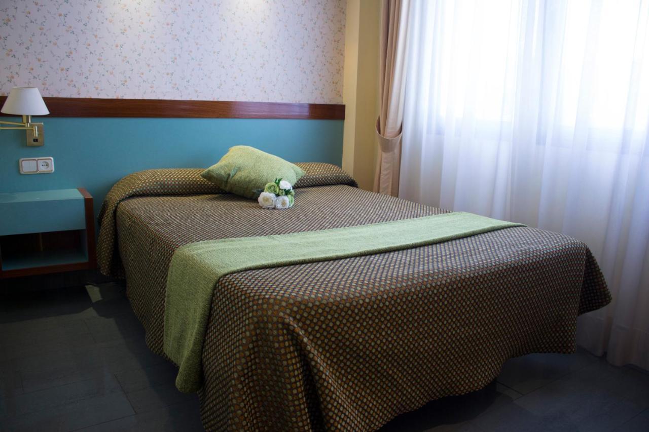 Small Single Room
