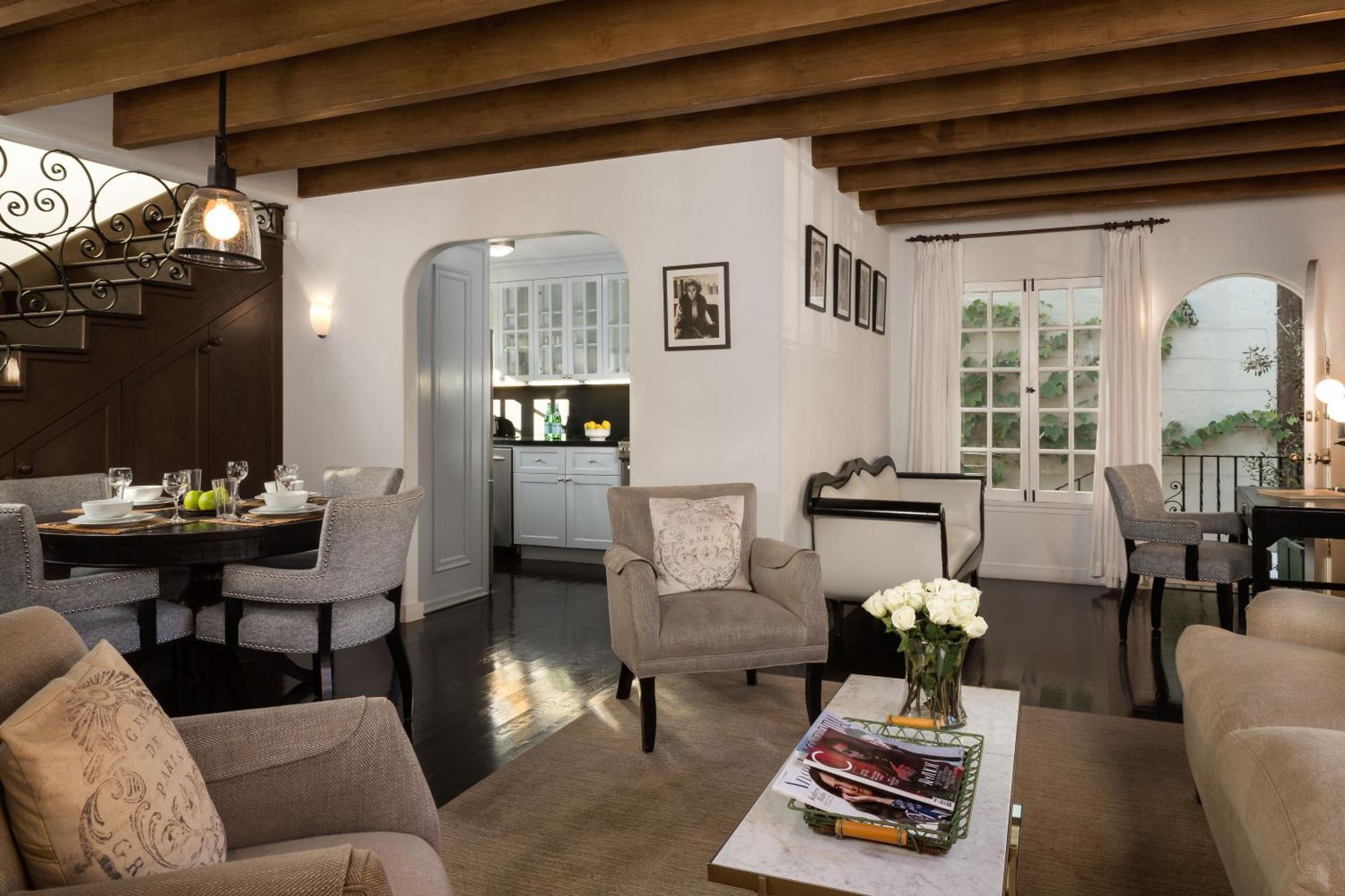 Two-Bedroom Suite,752824562:JPEG