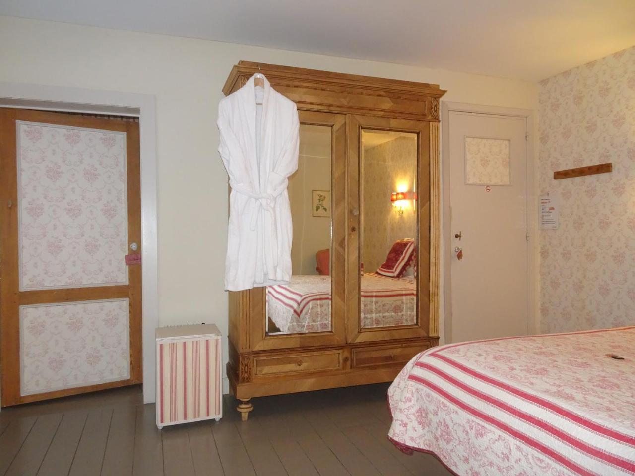 Comfort Double or Twin Room