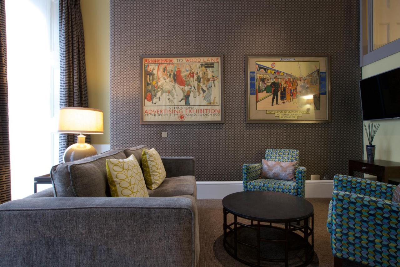 Deluxe King Suite