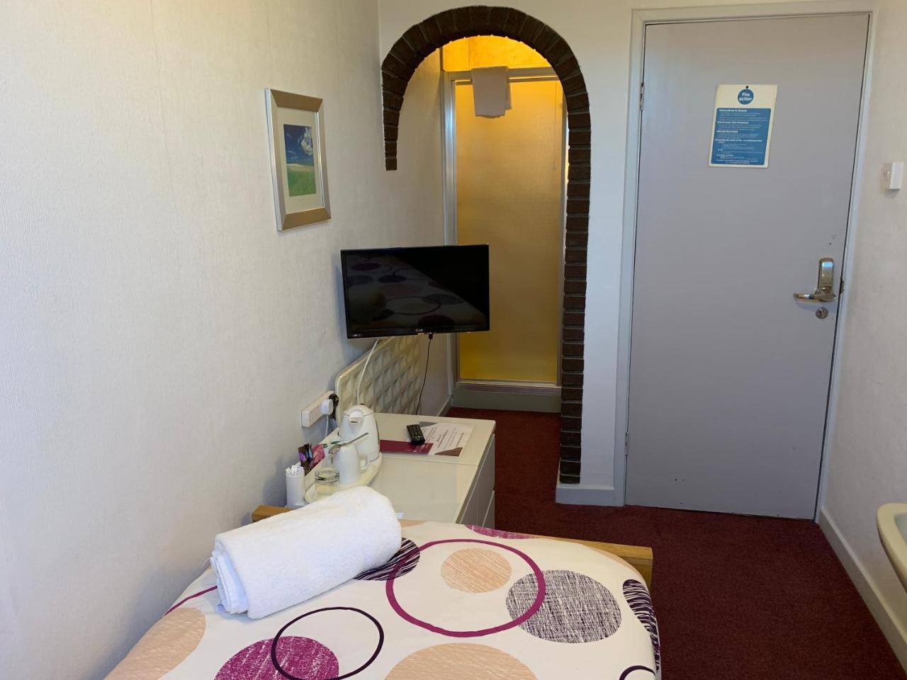 Single Room