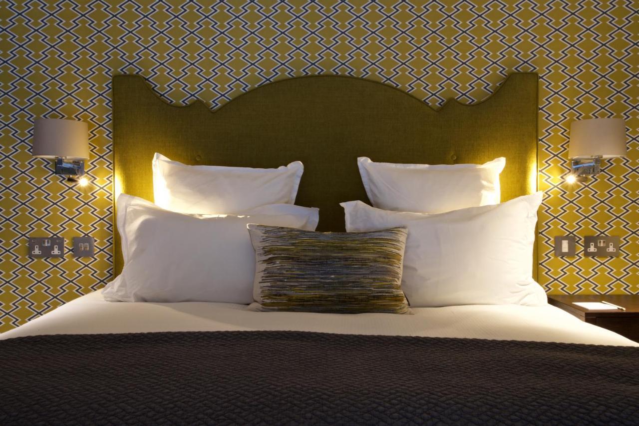 Deluxe King Suite