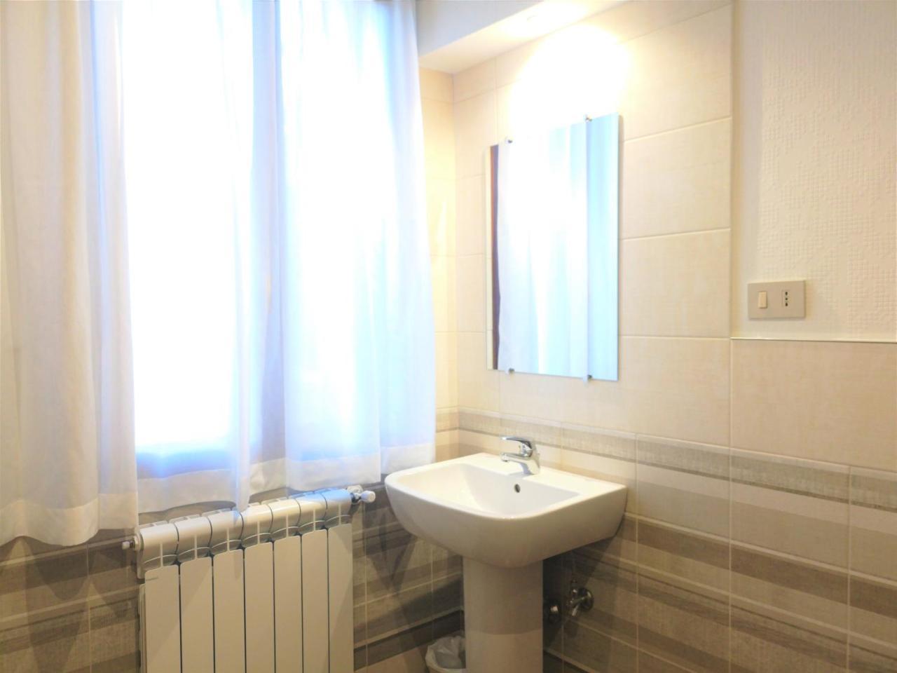 Double Room with Shared Bathroom,762691105:JPEG