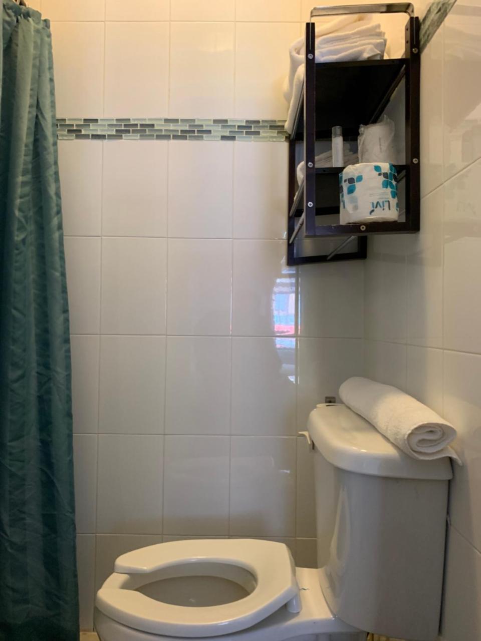 Single Room Bathroom