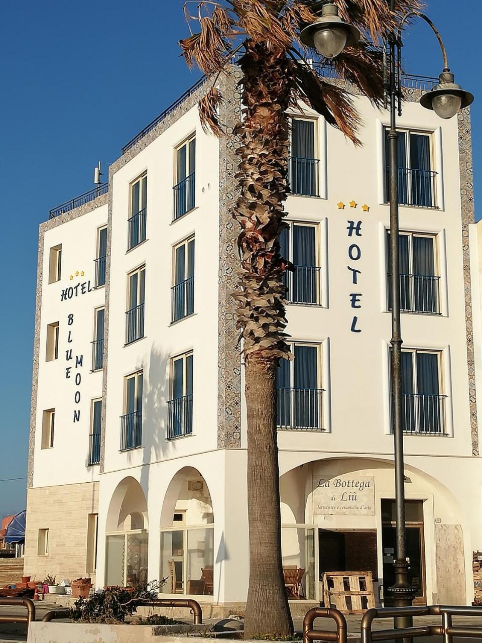 Classic Double or Twin Room Sea View