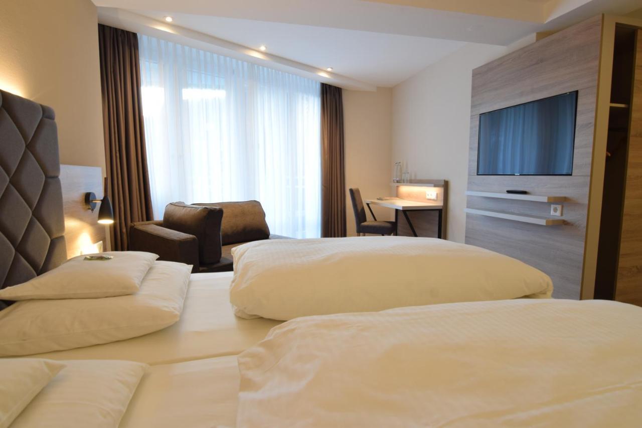 Double Room Balcony,1090318482:JPEG