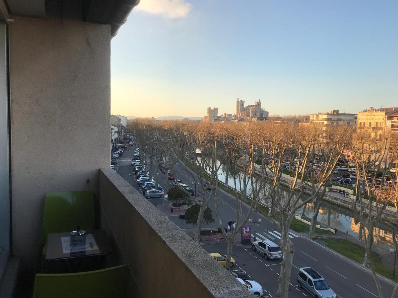 Studio Balcony