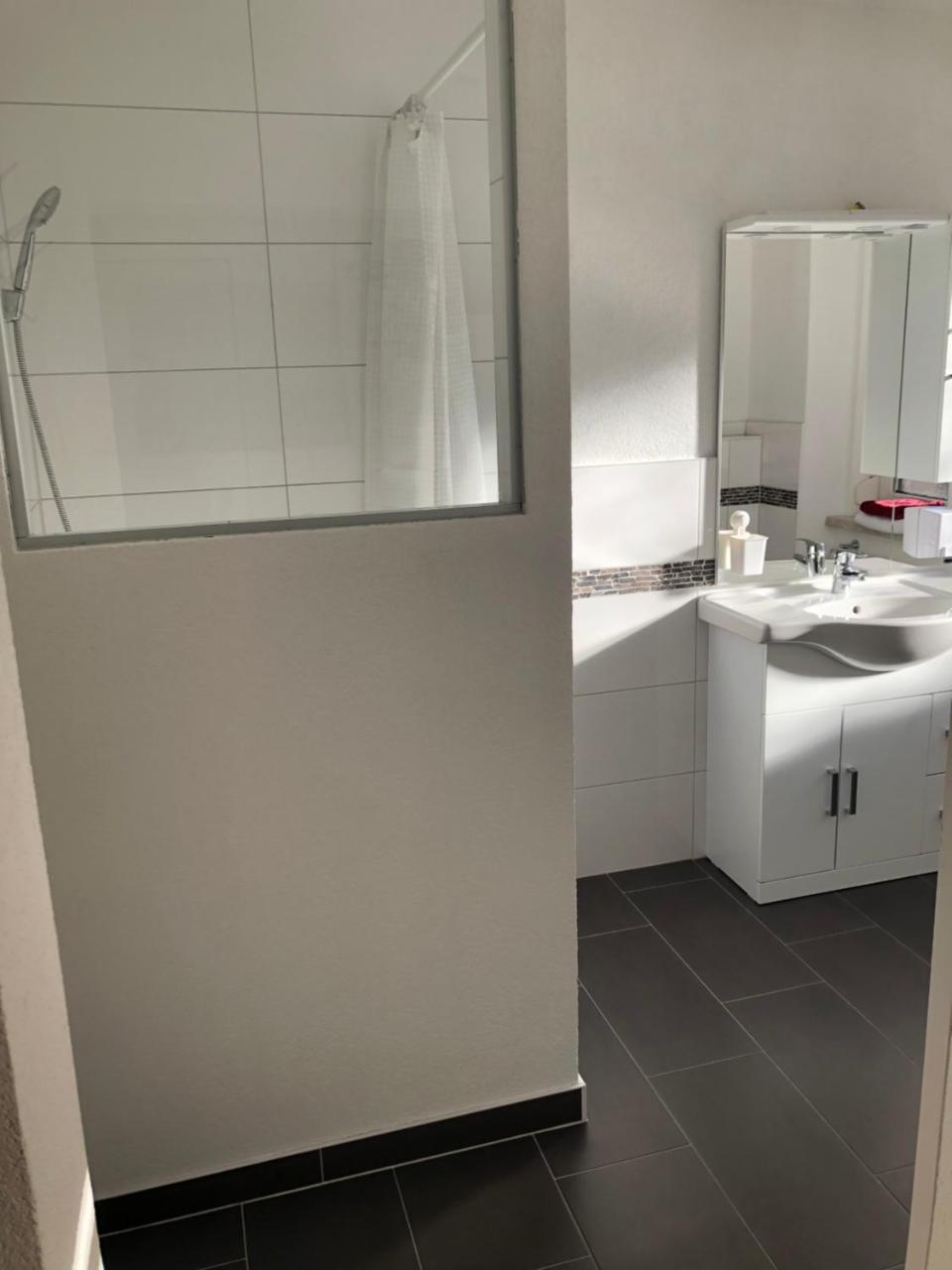 Single Room Bathroom